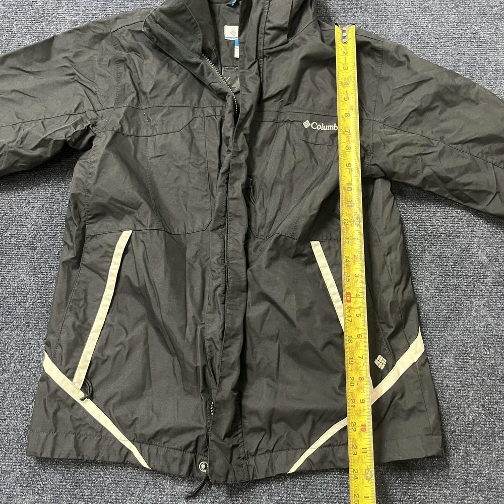 Columbia brand sportswear